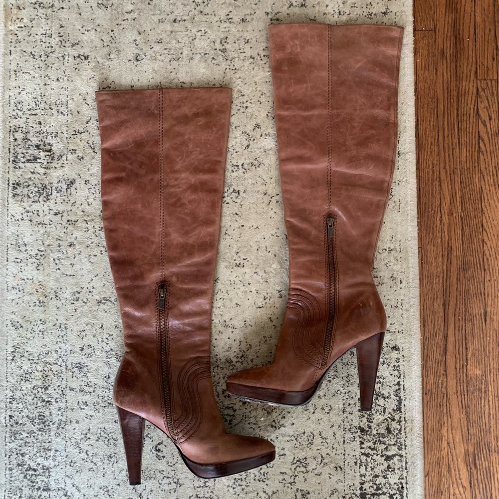 Brown leather otk Frye boots